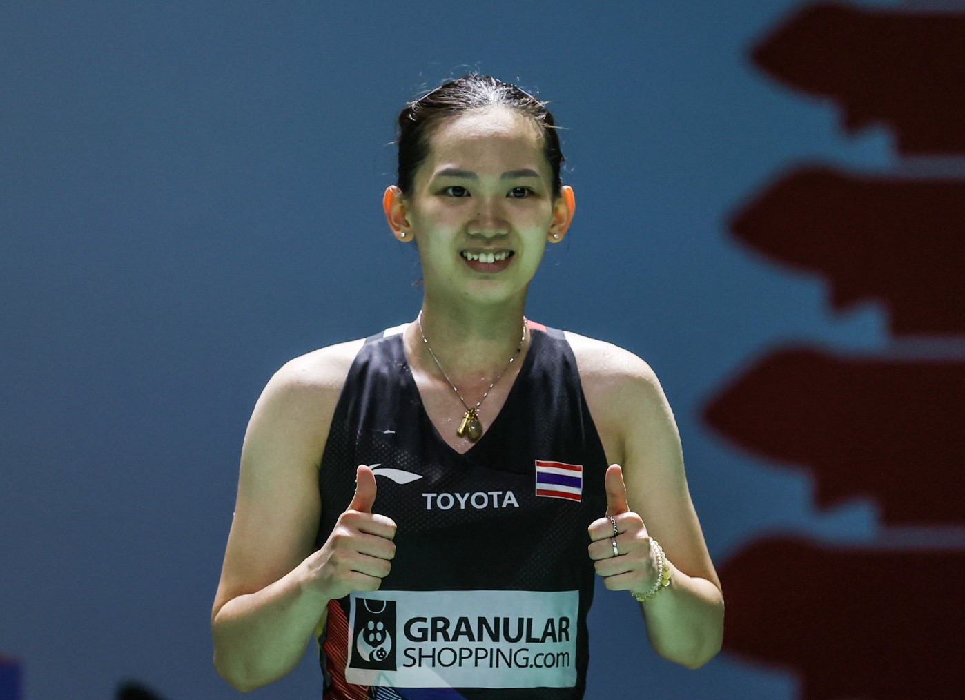 无论是亲自 无论是亲自